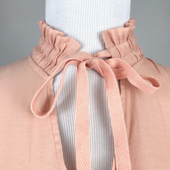 RO & DE Blush Pink Short Slv. Flowy Tie Ruffle Top - Picture 4 of 8